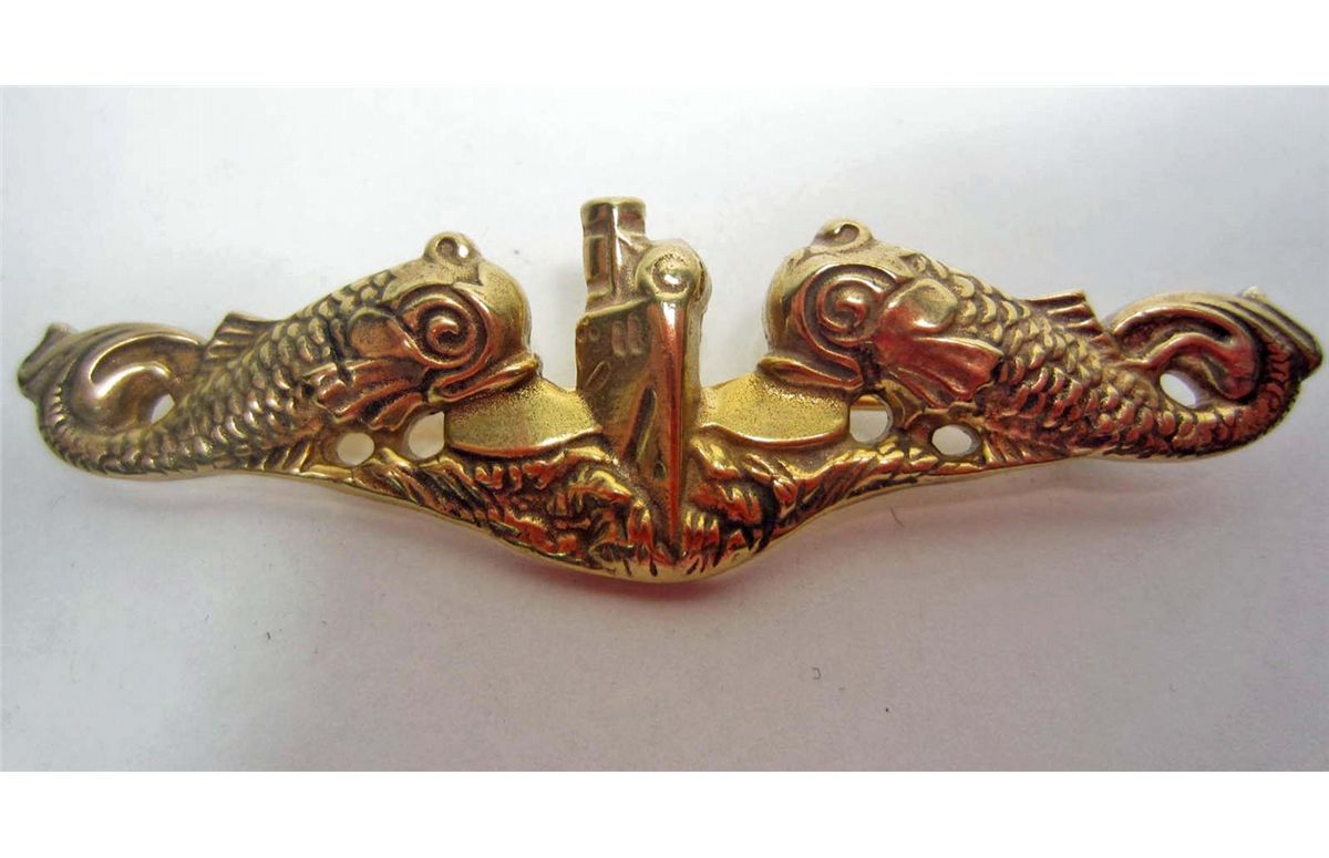 USN NAVAL OFFICERS SUBMARINE DOLPHIN BADGE