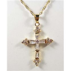 10666 - GOLD PLATED WHITE TOPAZ PENDANT W/ CHAIN