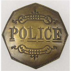 10759 - POLICE BRASS LAW BADGE