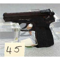 1 MAKAROV 9MM. MODEL IJ-70HC RT02486...