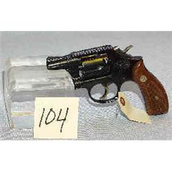 1 SMITH & WESSON, .38, MODEL 10 8PU2774...