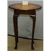 Image 1 : 1 OVAL QUEEN ANNE PARLOR TABLE...