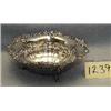 Image 1 : 1 SILVER PLATE FOOTED SERVING WALLACE BAROQUE 10.5"D....