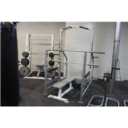 HAMMERSTRENGTH BENCH PRESS WITH SPOTTER STATION,