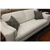 Image 2 : NATUZZI WHITE LEATHER SOFA & LOVE SEAT