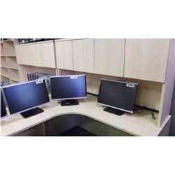 MAPLE CORNER WORKSTATION WITH HUTCH