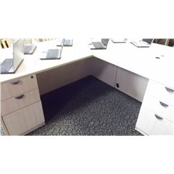 MAPLE L-SHAPED EXECUTIVE DESK WITH RIGHT-HAND