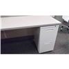 Image 4 : HERMAN MILLER AO2 8'X'8 CORNER WORKSTATION WITH
