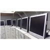 Image 1 : LOT OF 31 17" LCD MONITOR