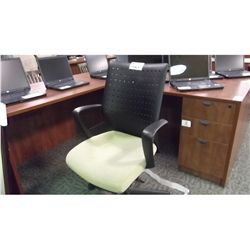 KEILHAUER TOM BEIGE TASK CHAIR