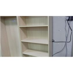 MAPLE 6' BOOKCASE