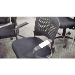 BLACK FLEX-BACK MOBILE CLIENT CHAIR S-1