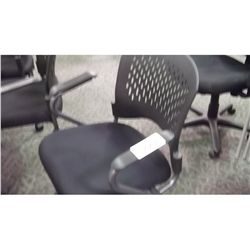 BLACK FLEX-BACK MOBILE CLIENT CHAIR S-1