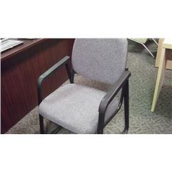 GREY SLED-BASED CLIENT CHAIR