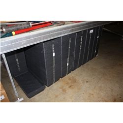 LOT OF BLACK PLASTIC FLOWER TRAYS