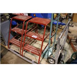 2 WAREHOUSE STAIRS, 2 WHEEL DOLLIE & MOBILE CART