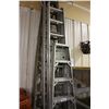 Image 1 : 3 ALUMINUM LADDERS & 1 WOODEN LADDER