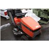 Image 1 : AGCO ALLIS ORANGE RIDING LAWN MOWER