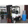 Image 1 : HYSTER 5000LB 3 STAGE PROPANE FORKLIFT
