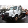 Image 1 : 2000 WHITE FREIGHTLINER FL80 DUMP TRUCK 24,046KM