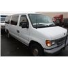Image 2 : 2000 WHITE FORD ECONO 150 CARGO VAN 122,323KM GAS