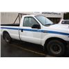 Image 2 : 2002 WHITE FORD F250 XL SUPER DUTY 2DR PU