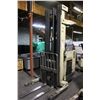 Image 1 : 1994 CROWN ELECTRIC REACH TRUCK 4500LB