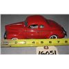 Image 1 : 1940 Red Ford Deluxe Metal Model Car