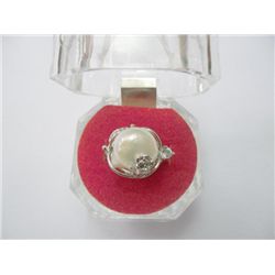 WHITE KISHI PEARL SILVER RING; METAL: SILVER; PHILIPPIN