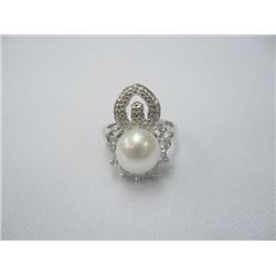 WHITE PEARL WITH ILLUSIONS AND CZ SILVER RING; METAL: S