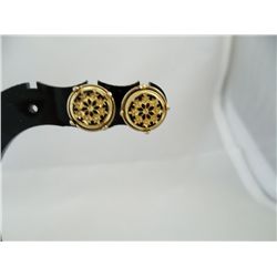 Black & gold tone round flower design earring