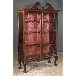 GT0424120130 Chippendale mahogany bookcase cabinet with