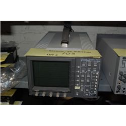 Tektronix WFM 601A SDI WaveForm Monitor w/ handsome single unit carrying case and handle