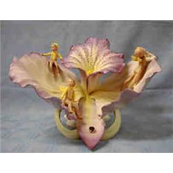 LARGE PORCELAIN ISPANKY ORCHID