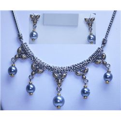 WHITE BRASS ANTIQUE STYLE SYNTETIC BLUE PEARL NECKLACE