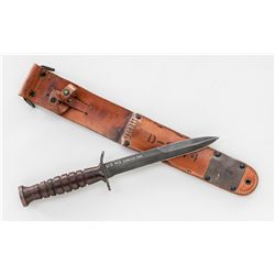 Blade marked ''U.S. M3 Camillus'' Trench Knife