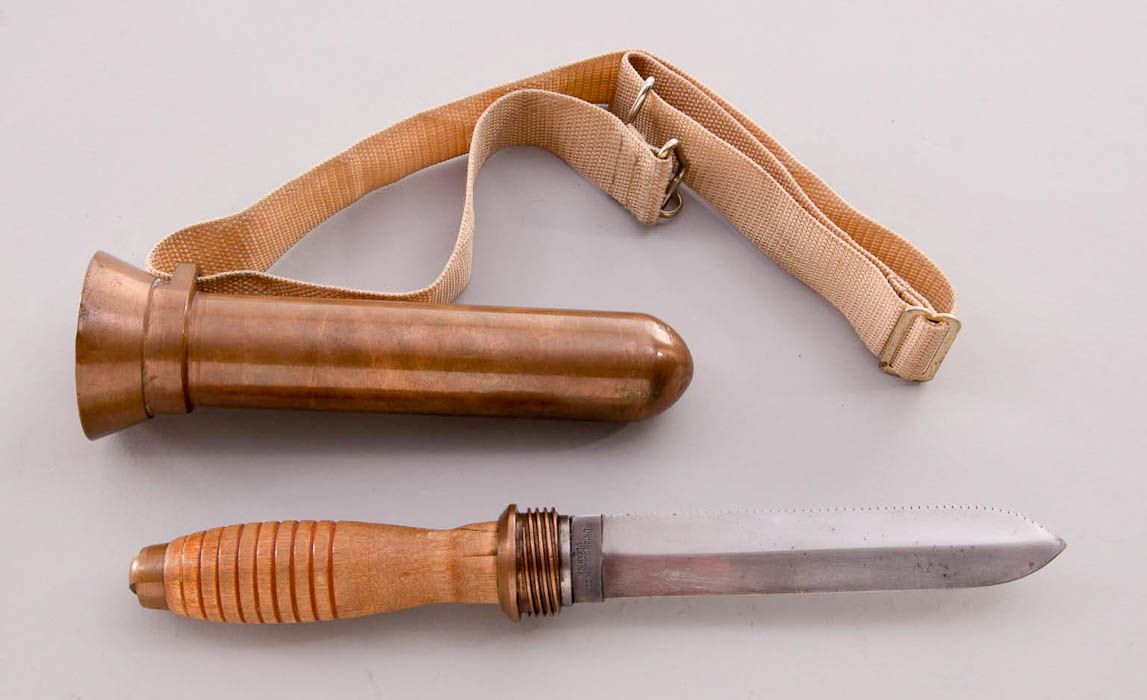WWII Era U.S. Navy Diver's Knife