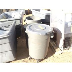 3-Plastic Trash Cans