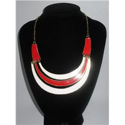 264CTW 3-LAYERED HALF MOON RED-WHITE BRASS NECKLACE;18I