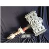 Image 2 : WARCRAFT III 3 REIGN OF CHAOS THRALL HAMMER VIDEO GAME PROP