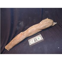 300 MOVIE SCREEN USED SEVERED SILICONE SPARTAN ARM HORROR PROP