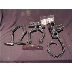 1979 ALIEN KENNER 18" ACTION FIGURE TOY IN PIECES FOR PARTS RARE