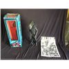 Image 7 : 1979 ALIEN KENNER MINT 18" ACTION FIGURE TOY RARE COMPLETE AND WORKING IN ORIGINAL BOX WITH POSTER