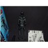 Image 9 : 1979 ALIEN KENNER MINT 18" ACTION FIGURE TOY RARE COMPLETE AND WORKING IN ORIGINAL BOX WITH POSTER