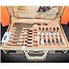 Image 2 : Carl Weill professional knife set with brief case