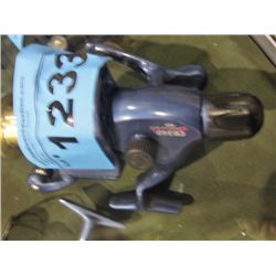 Cobra fishermans spinning reel