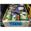 Image 1 : Box of assorted collectors trading cards