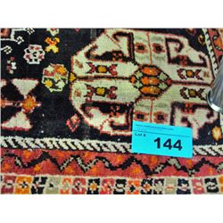 Hand knotted persian area rug