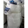 Image 1 : 8 Rolls of Bubble Wrap