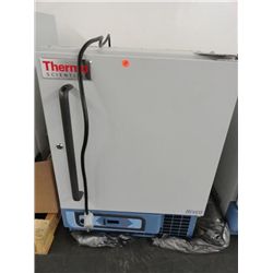 Thermo Scientific Revco Lab Freezer - 230 v - 1 Ph - ULT430V20